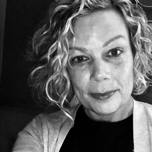 Meet your Posher, Liz